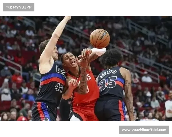 黄蜂奇才菜鸡互啄，状元榜眼正面交锋